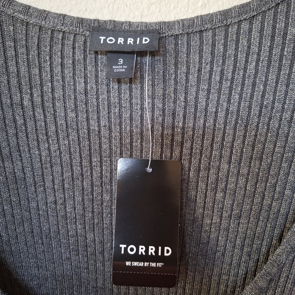 NWT Torrid Midi Rib Knit Snap Front Dress. Charcoal gray. Womens size 3 - Picture 2 of 6